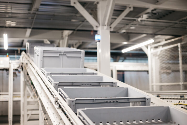 How We Repurposed Non-functioning Trays into AMR Ready Totes